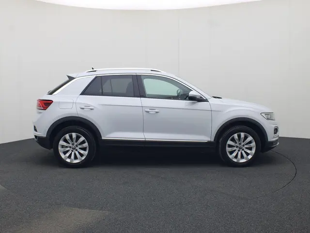 Volkswagen T-Roc 1.5TSI/150PK DSG Sport 2021 Benzine 3