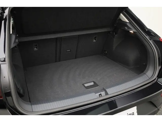 Volkswagen T-Roc 1.5TSI/150PK Life DSG 2025 Benzine 20