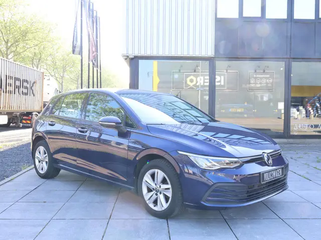 Volkswagen Golf 1.5 eTSI Life 2022 Benzine 20