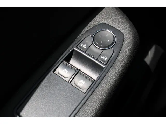 Renault Clio 1.0 TCe 90 Equilibre 2023 Benzine 22