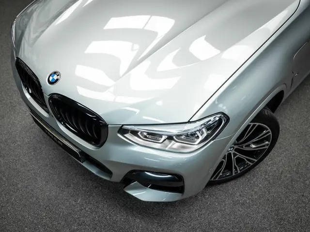 BMW X3 xDrive30e High Executive 2021 Hybride Benzine 7