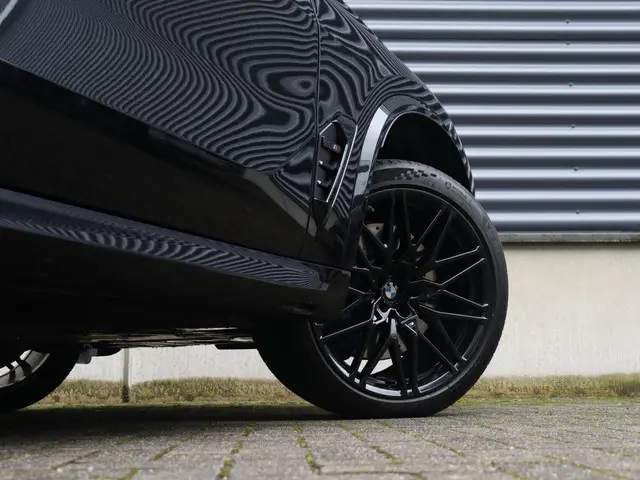 BMW X5 M Competition 2025 Benzine 7