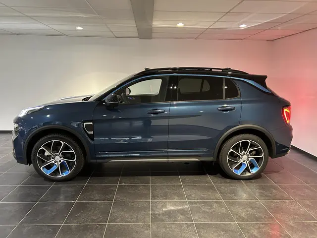 Lynk & Co 01 1.5 2024 Hybride Benzine 13