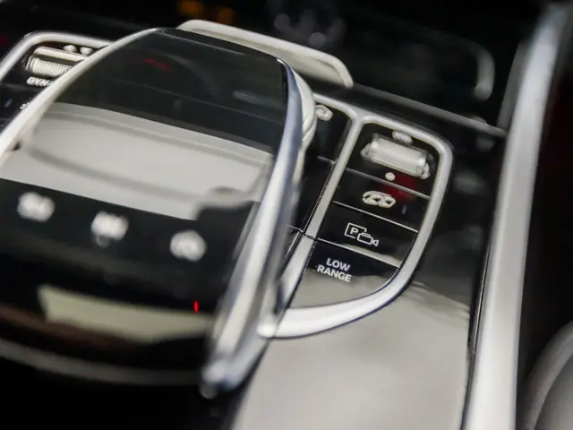 Mercedes-Benz G-Klasse 63 AMG 2020 Benzine 12