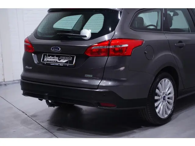 Ford Focus Wagon 1.0 Trend 2016 Benzine 15