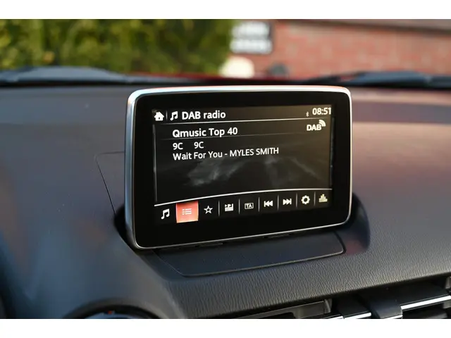 Mazda CX-3 SkyActiv-G 120 automaat GT-M 2015 Benzine 24