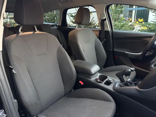 Ford Focus Wagon 1.0 EcoBoost Edition Plus 2014 Benzine 11