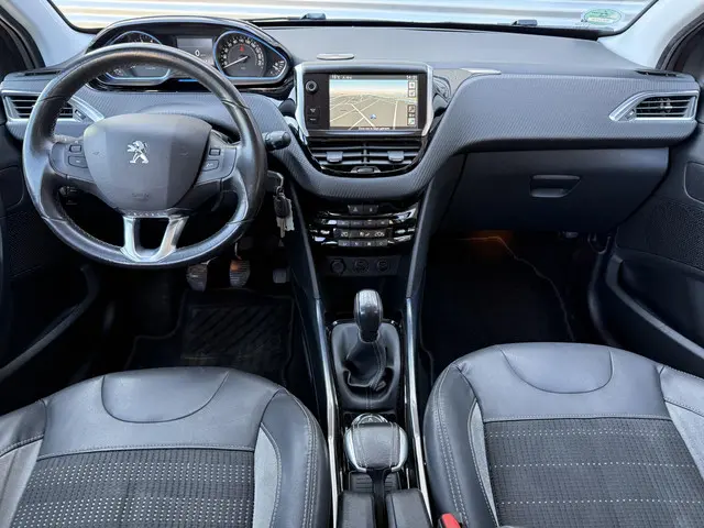 Peugeot 2008 1.6 VTi Première 2014 Benzine 11