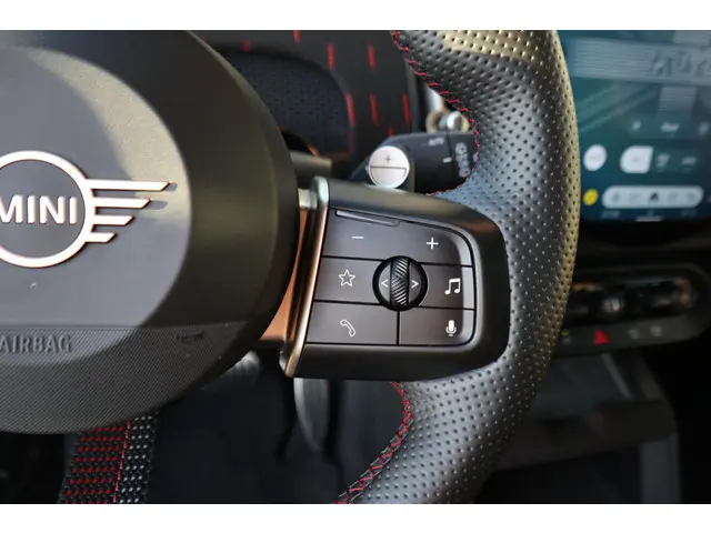 MINI Countryman ALL4 John Cooper Works 2024 Benzine 13