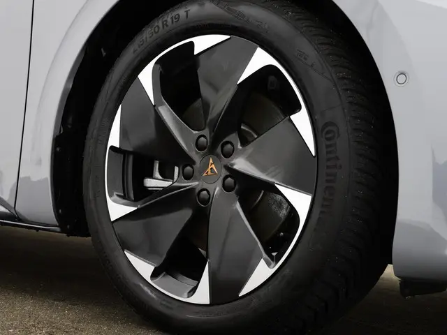 CUPRA Born Adrenaline 62 kWh 230pk 2022 Elektrisch 23