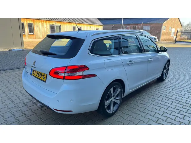 Peugeot 308 SW 1.2 PureTech GT-line 2018 Benzine 15