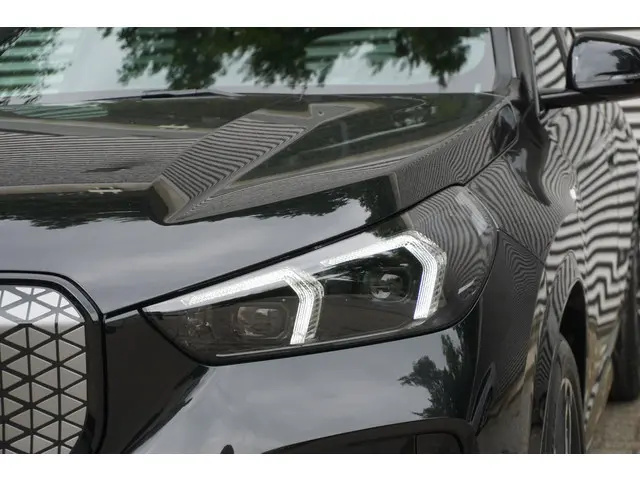 BMW iX1 eDrive20 2025 Elektrisch 23