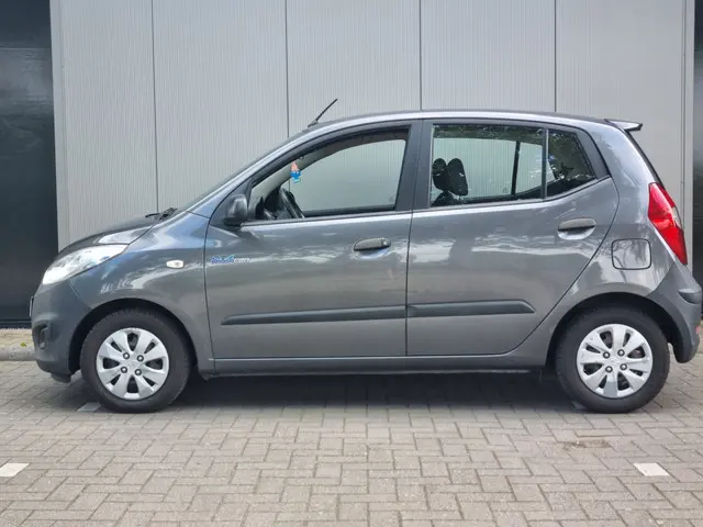 Hyundai i10 1.0 Pure 2013 Benzine 4