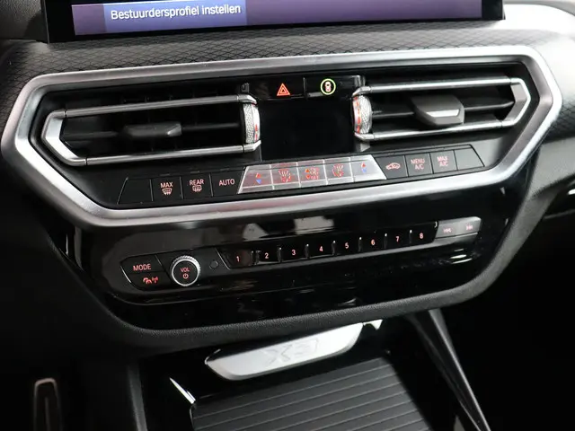BMW X3 xDrive30e High Executive 2022 Hybride Benzine 25