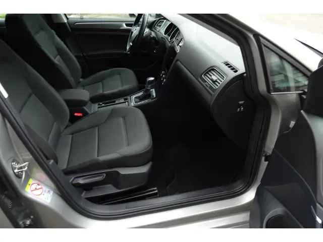 Volkswagen e-Golf E-Golf incl Warmtepomp 2019 Elektrisch 5