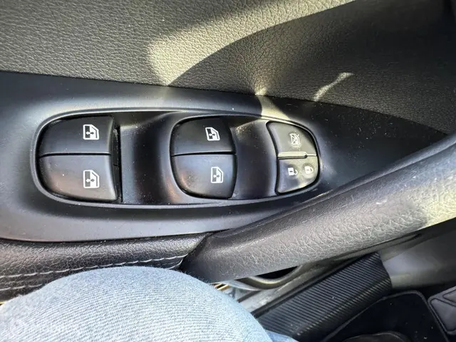 Nissan QASHQAI 1.3 DIG-T Acenta 2019 Benzine 2