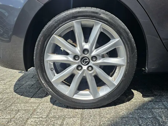 Mazda 3 2.0 SkyActiv-G 120 SkyLease GT 2018 Benzine 17