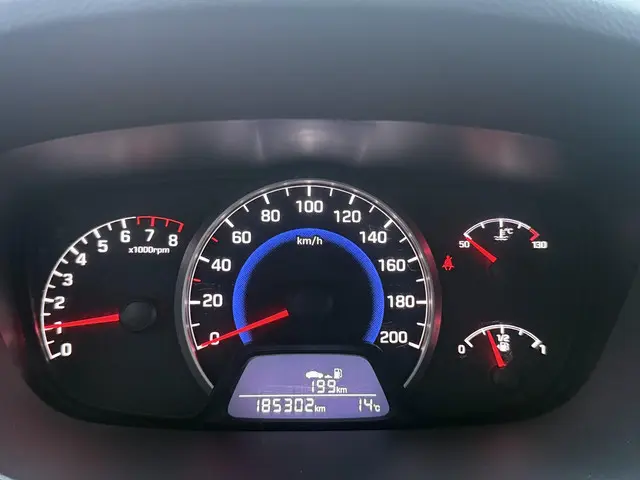 Hyundai i10 1.0i i-Motion 2014 Benzine 12