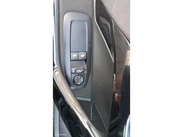 Peugeot 208 1.2 PureTech Blue Lease 2016 Benzine 16