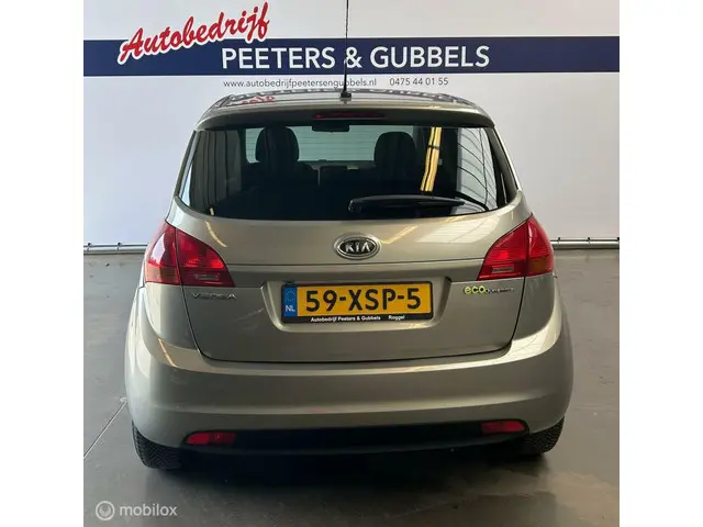 Kia Venga 1.4 CVVT Plus Pack 2012 Benzine 4