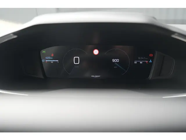 Peugeot 208 PureTech 100 Allure 2024 Benzine 43