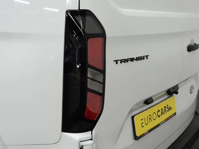 Ford Transit Custom 300 2.0 TDCI L2H1 Trend 2024 Diesel 7