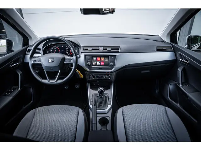 SEAT Arona 1.0 TSI 2020 Benzine 18