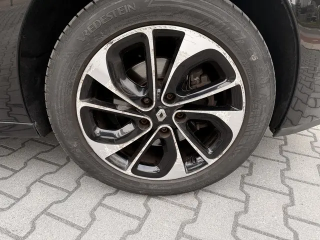 Renault Scénic 1.2 TCe Bose 2014 Benzine 4