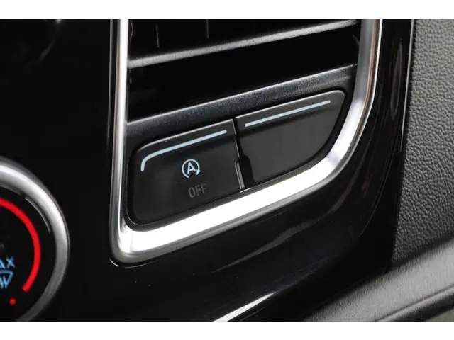 Ford Transit Custom 300 2.0 TDCI L2H1 DC 2020 Diesel 48