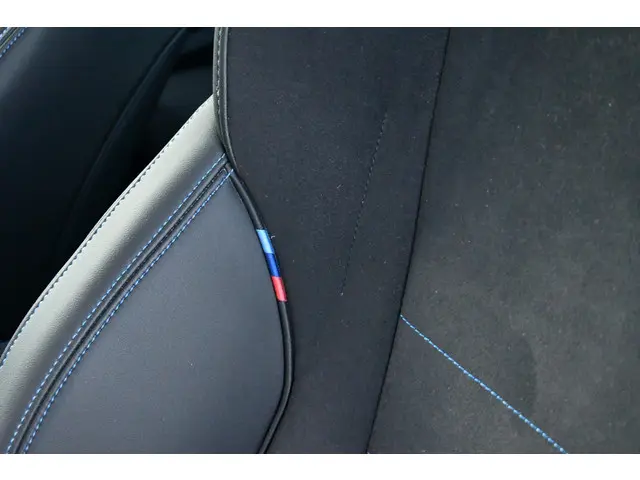 BMW X1 xDrive25e M-Sport 2024 Hybride Benzine 74