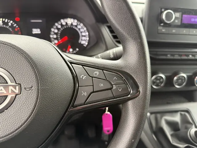 Nissan Townstar 1.3 TCe 130PK 2022 Benzine 22