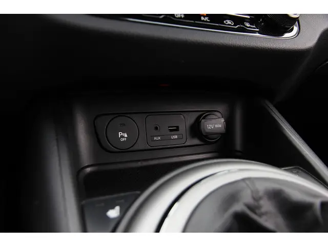 Kia Sportage 1.6 GDI World Cup Edition 2014 Benzine 31