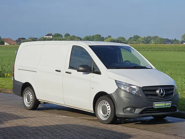 Mercedes-Benz Vito 109 2017 Diesel 5