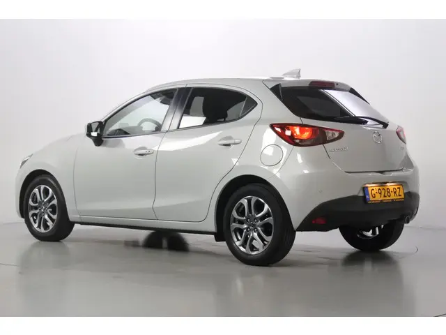 Mazda 2 1.5 90pk Automaat GT-M 2019 Benzine 41