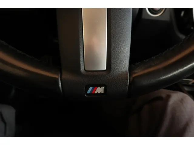 BMW 3 Serie Gran Turismo 320i 2020 Benzine 28