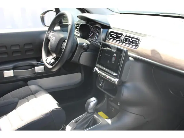 Citroën C3 1.2 PT AUTOMAAT 110 SHINE 2021 Benzine 7