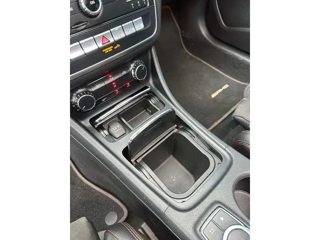 Mercedes-Benz CLA Shooting Brake 180 2018 Benzine 15