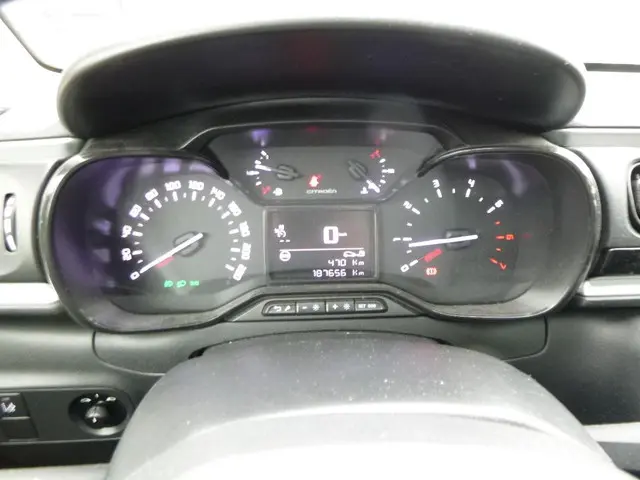 Citroën C3 1.2 PureTech Feel PANORAMADAK 2017 Benzine 16