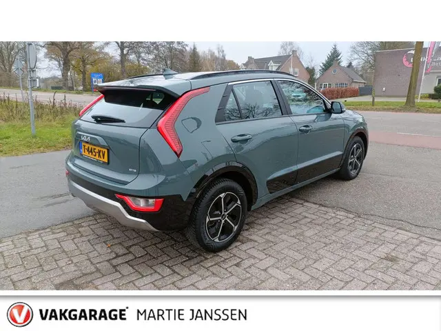 Kia Niro 1.6 GDi Hybrid DynamicLine 2023 Hybride Benzine 7