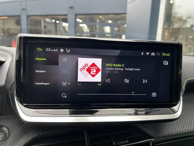 Peugeot 2008 1.2 Turbo 130 PK GT Automaat 2024 Benzine 11