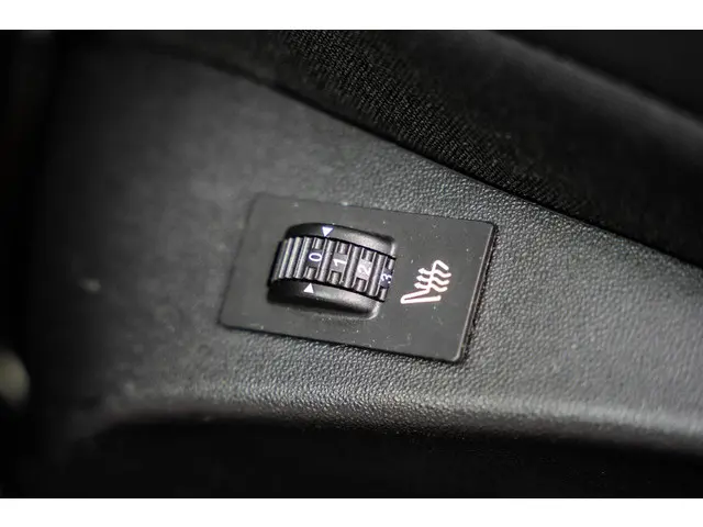 Peugeot 2008 1.2 PureTech GT-line 2018 Benzine 25