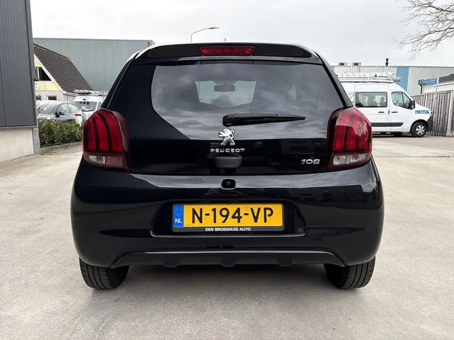 Peugeot 108 1.0 e-VTi Active 2021 Benzine 5