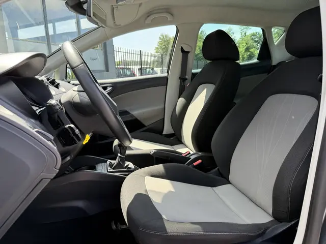 SEAT Ibiza 1.2 TSI Chill Out plus 2014 Benzine 6