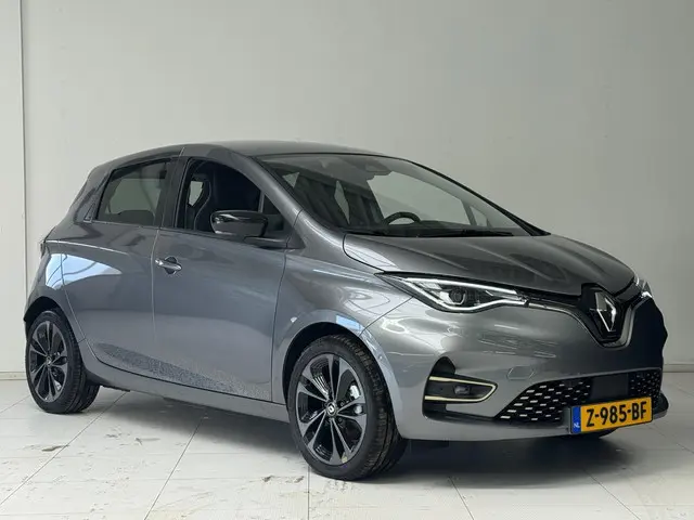 Renault ZOE R135 Iconic 52 kWh 2024 Elektrisch 5