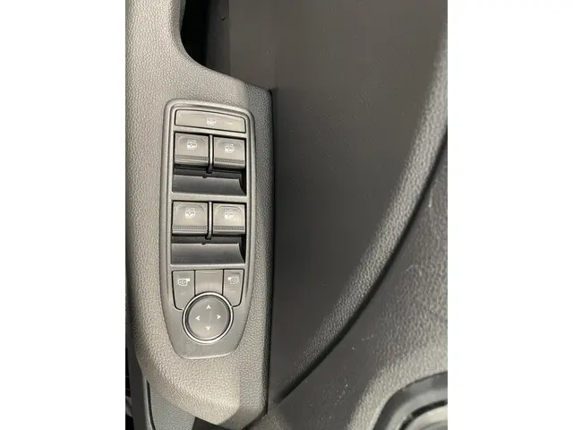 Renault Clio 1.0 TCe 90 GPF evolution 2024 Benzine 18