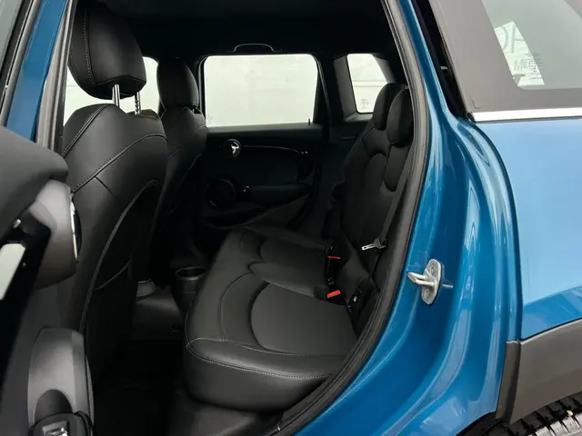 MINI Cooper Mini 1.5 Business Edition 2021 Benzine 6