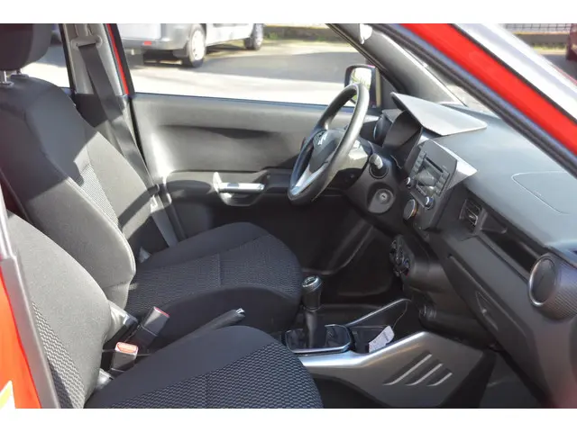 Suzuki Ignis 1.2 Smart Hybrid, airco 2021 Hybride Benzine 22
