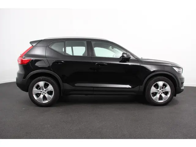 Volvo XC40 1.5 T3 163pk Automaat Momentum 2020 Benzine 8