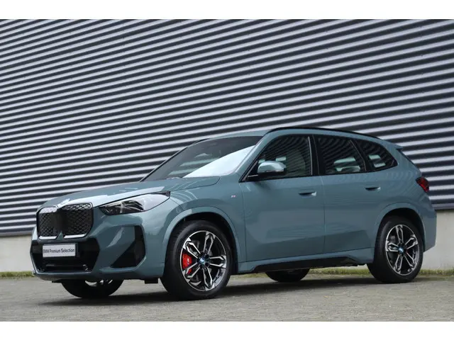 BMW iX1 eDrive20 2025 Elektrisch 31