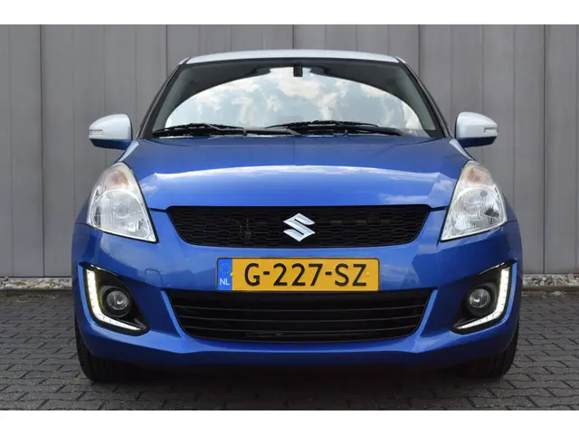 Suzuki Swift 1.2 Bandit EASSS 5Drs 2014 Benzine 13
